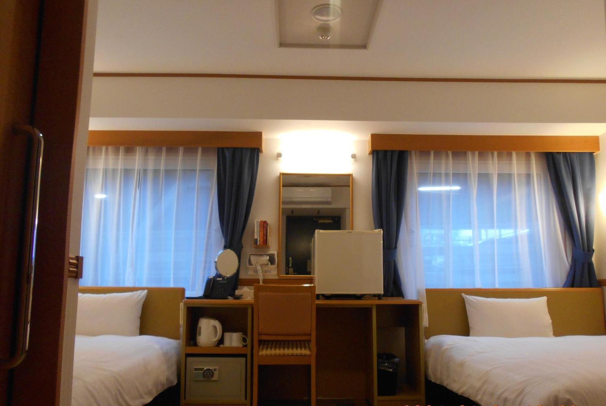 Toyoko Inn Niigata Furumachi Exterior foto